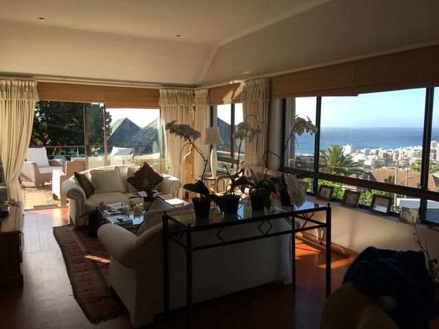 To Let 4 Bedroom Property for Rent in Fresnaye Western Cape